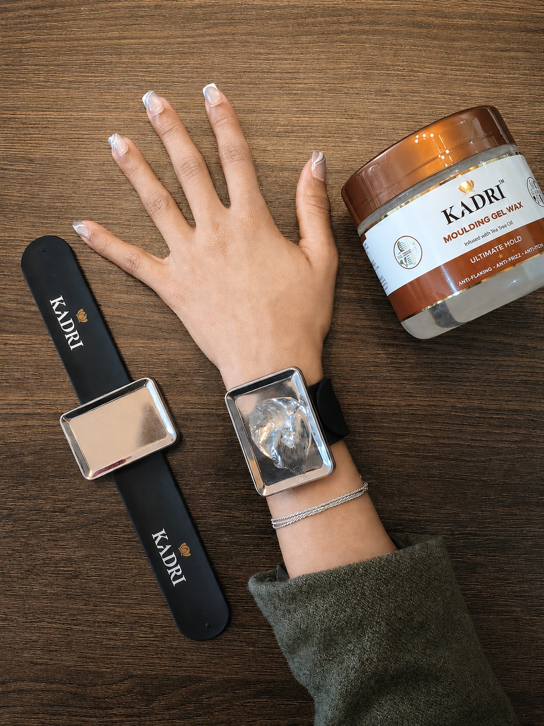 Kadri Wrist Band — Stylist Product Tray